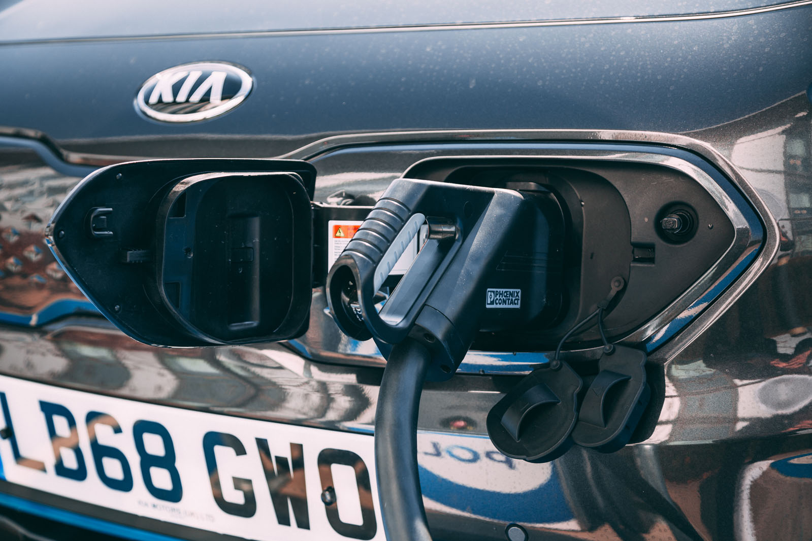 Kia e-Niro 2019 road test review - charging port