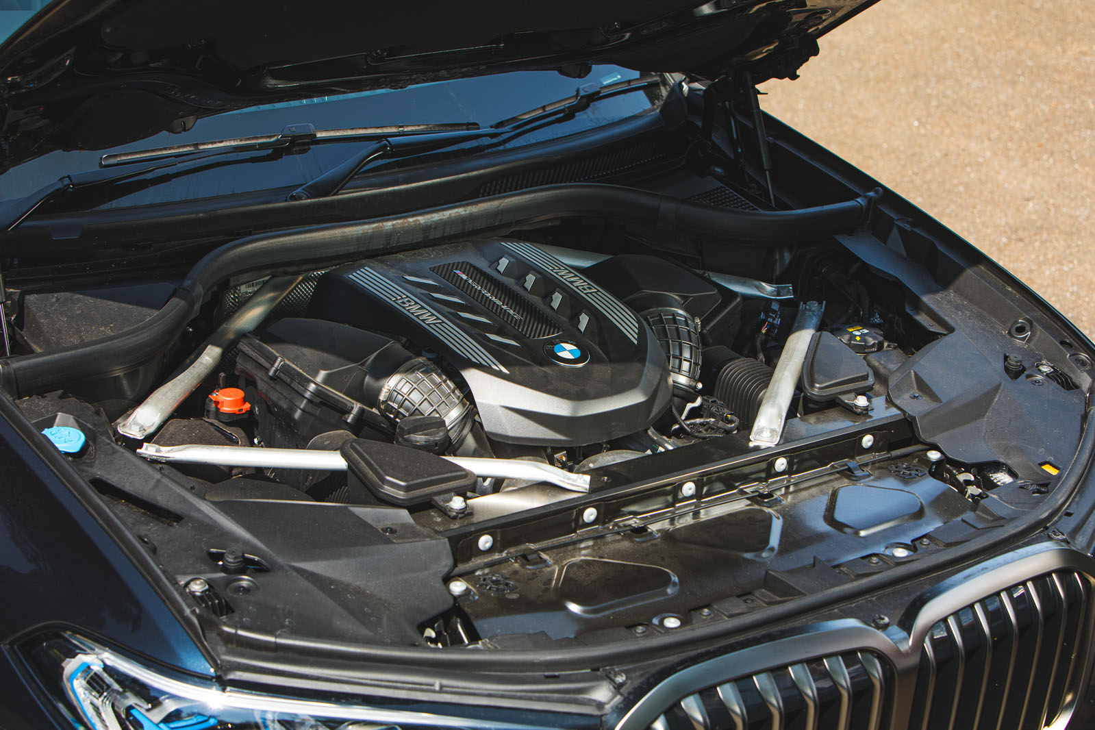 BMW X7 2020 road test review - engine