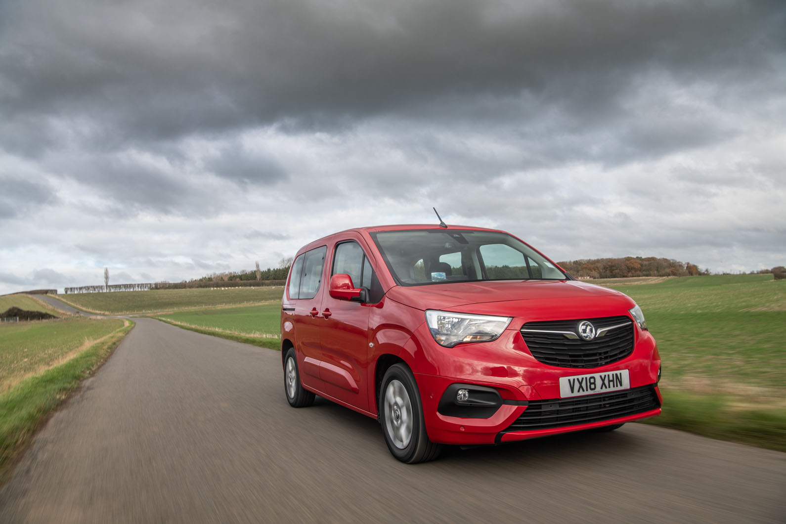 Vauxhall Combo Life 2018 road test review - on the road front