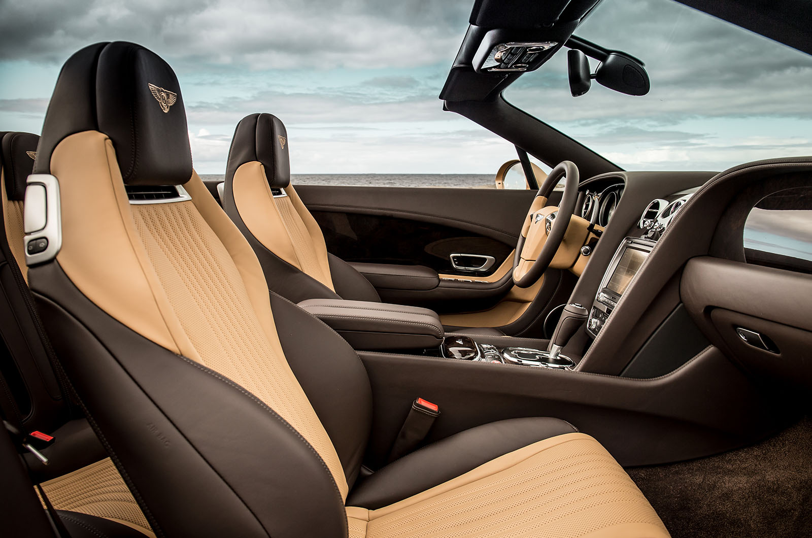 Bentley Continental GTC interior