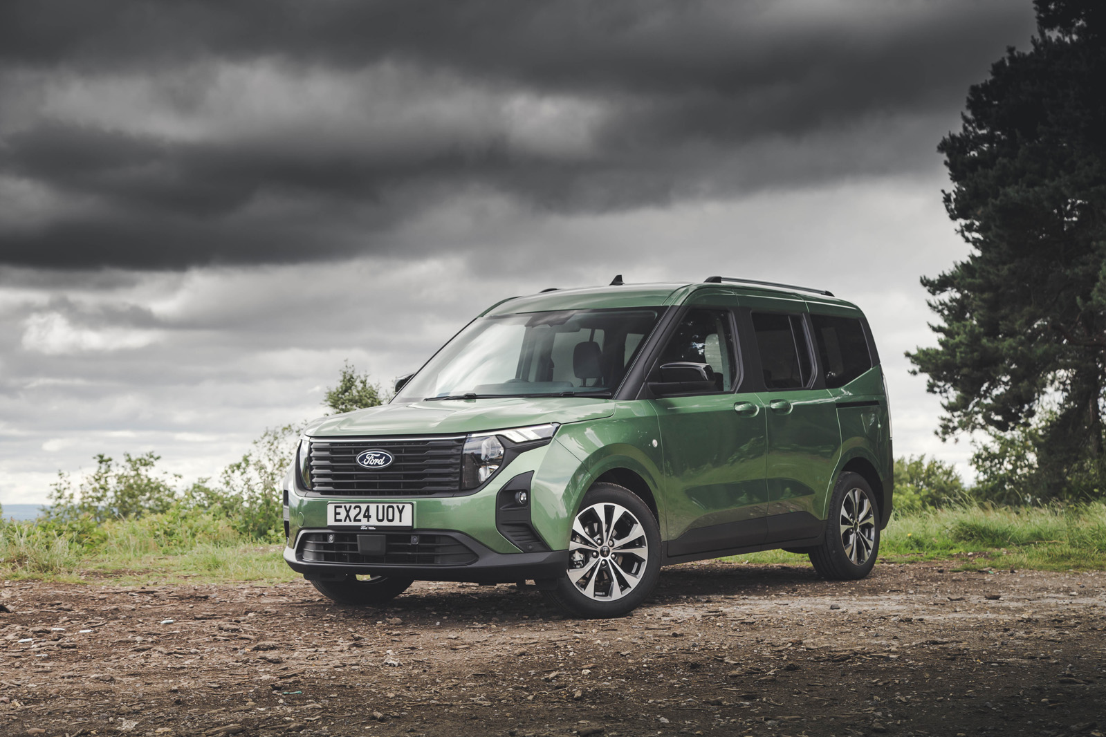 Ford Tourneo Courier Review 2024, Price & Specs Autocar