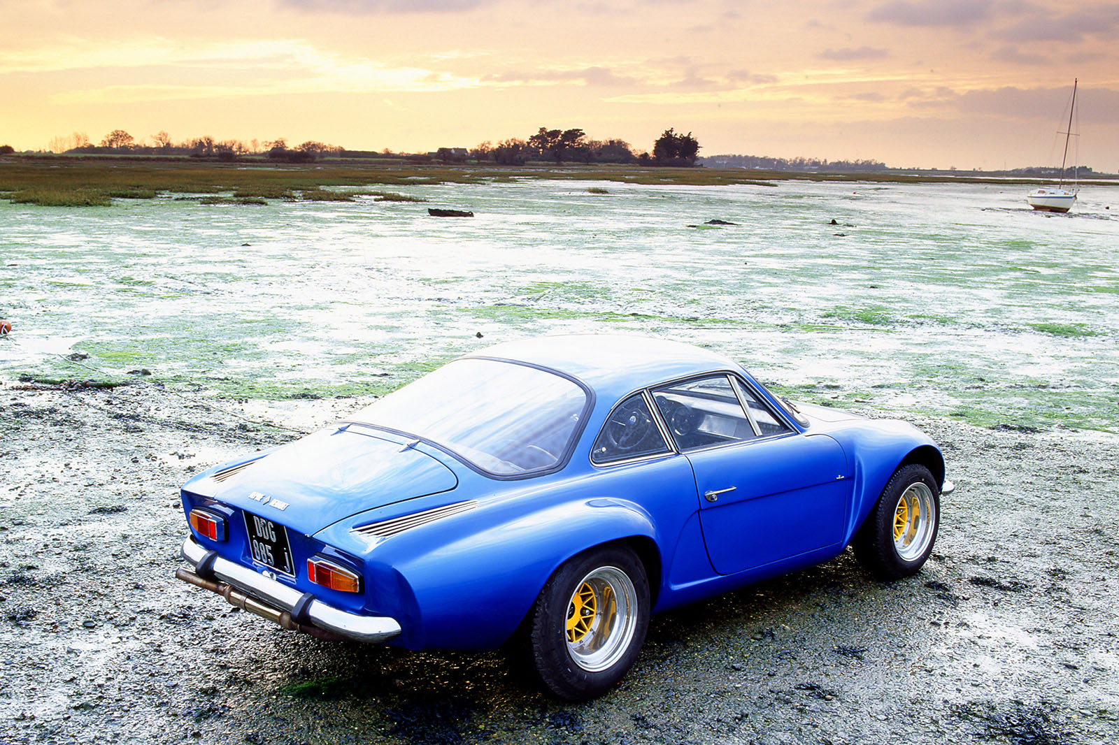 Alpine a110 1687