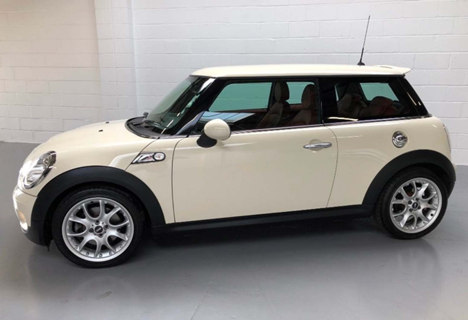 Autocar ubg one we found mini cooper s r56 je