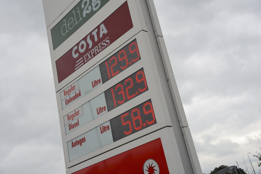 Dacia sandero stepway lpg fuel pricing board 0