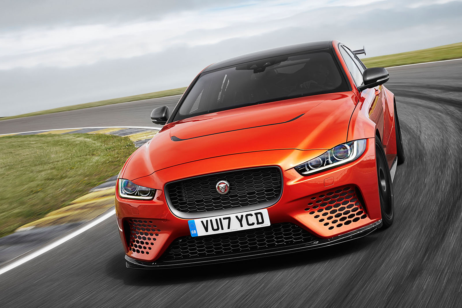 Jag xev8 512
