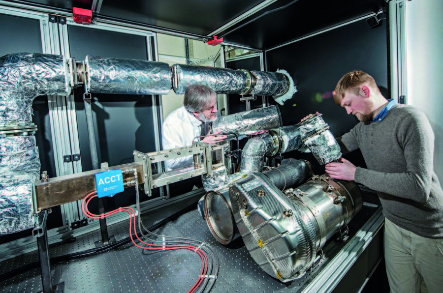 Lborouni exhaust aw 011 0