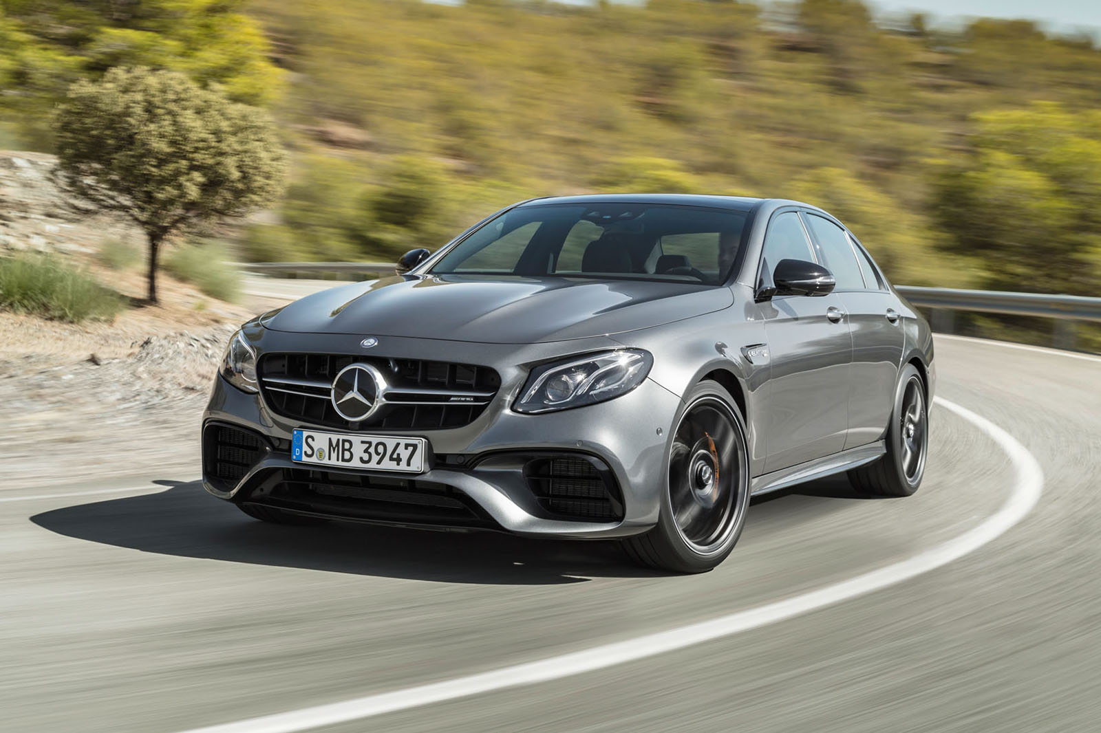 Merc e63 2016 web 12