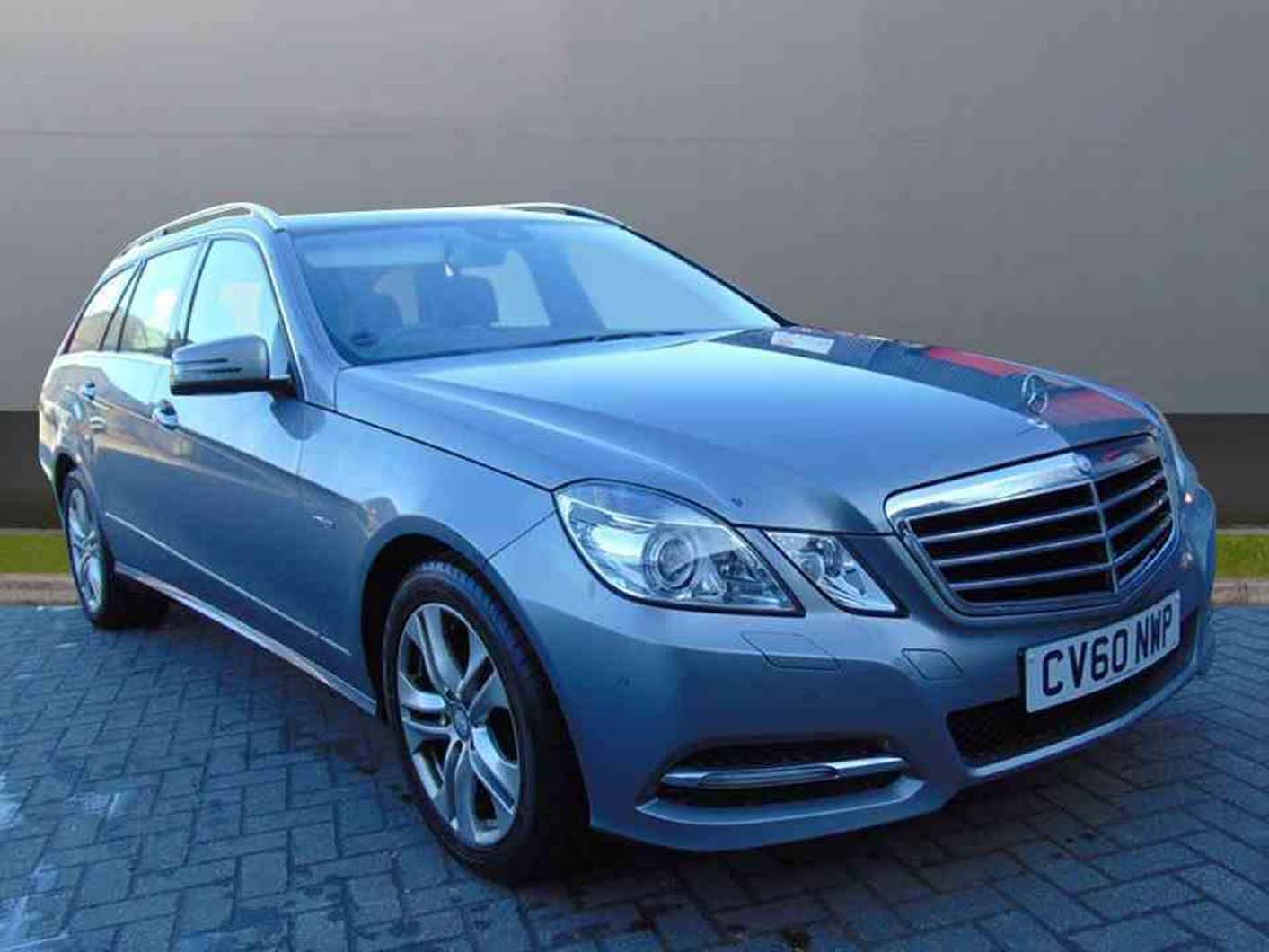Mercedes benz e class e250 cdi blueefficiency avantgarde 5dr tip auto 282466588 1
