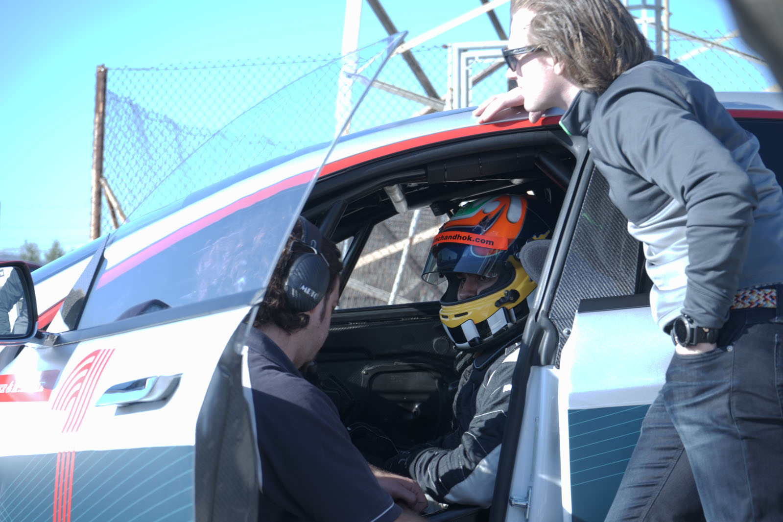 Motorsport features 402