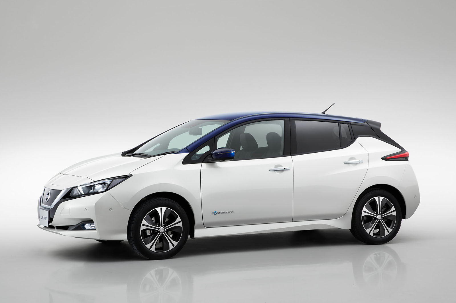 Nissan leaf 2017 1070