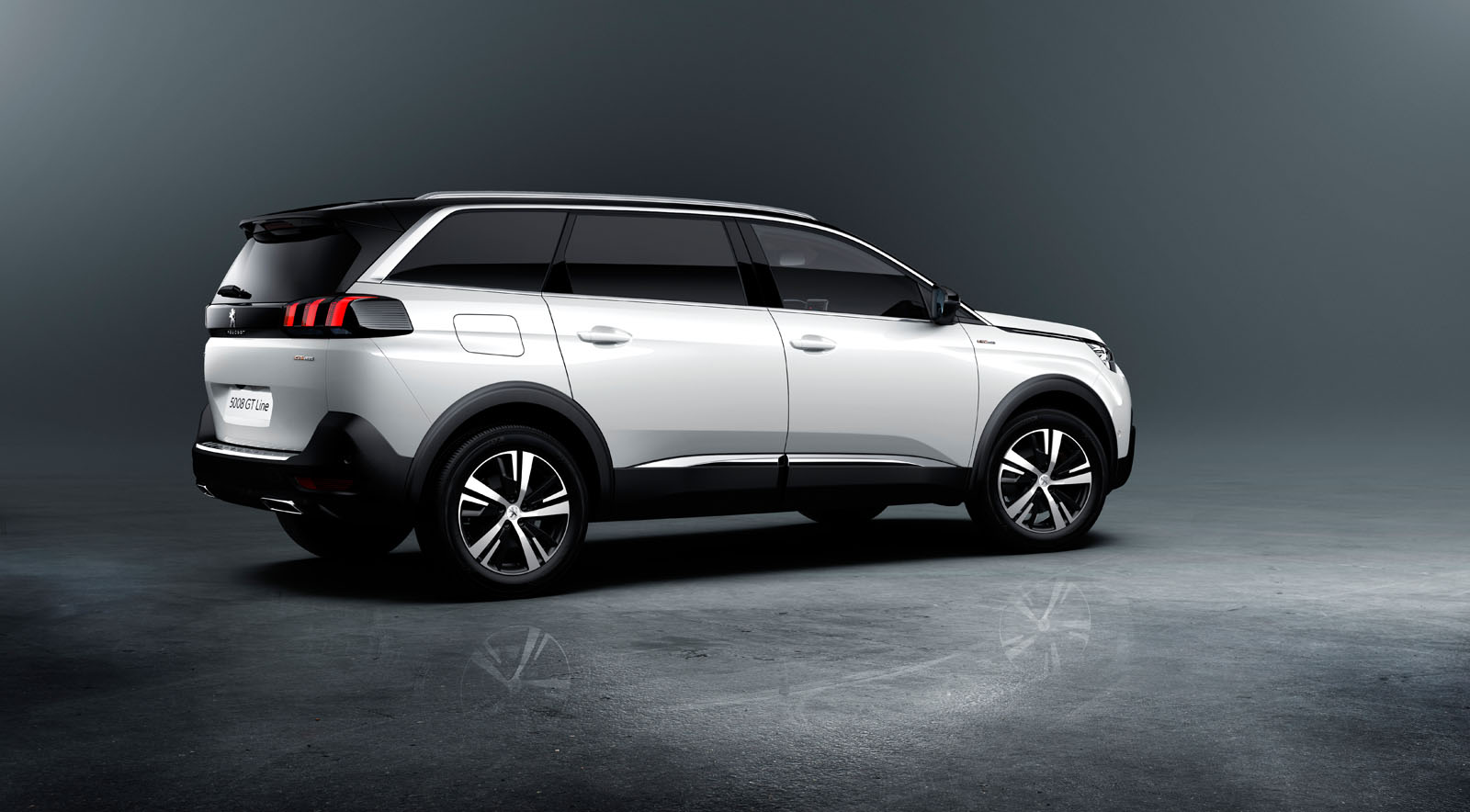 Peugeot 5008 suv gt line 0709styp 009