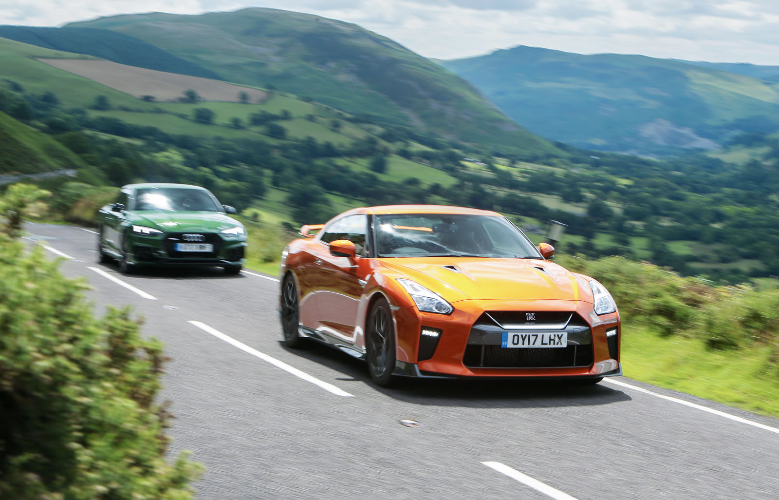 Rs5 vs gt r 215