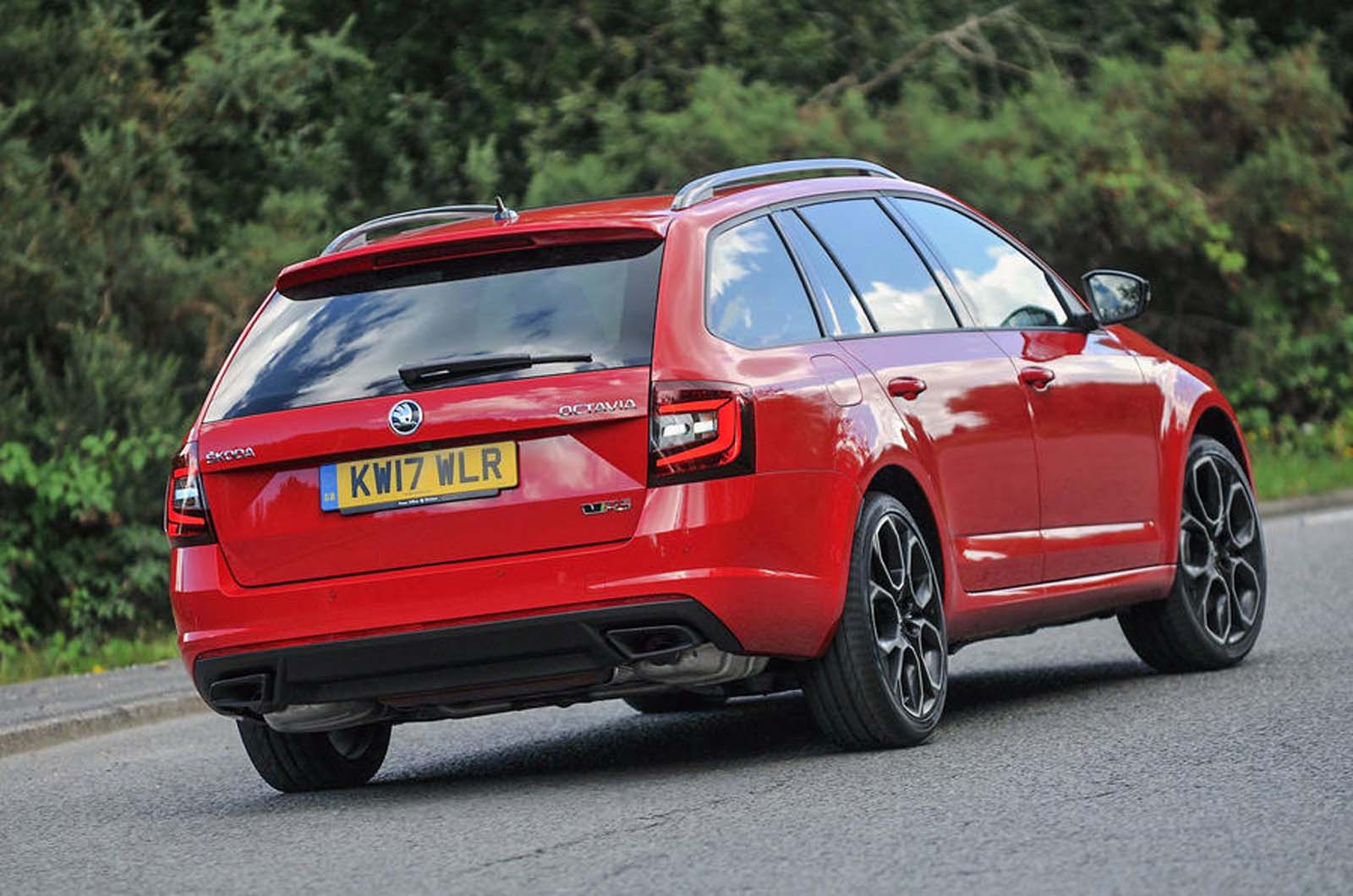 Skoda octavia vrs 245 rear cornering