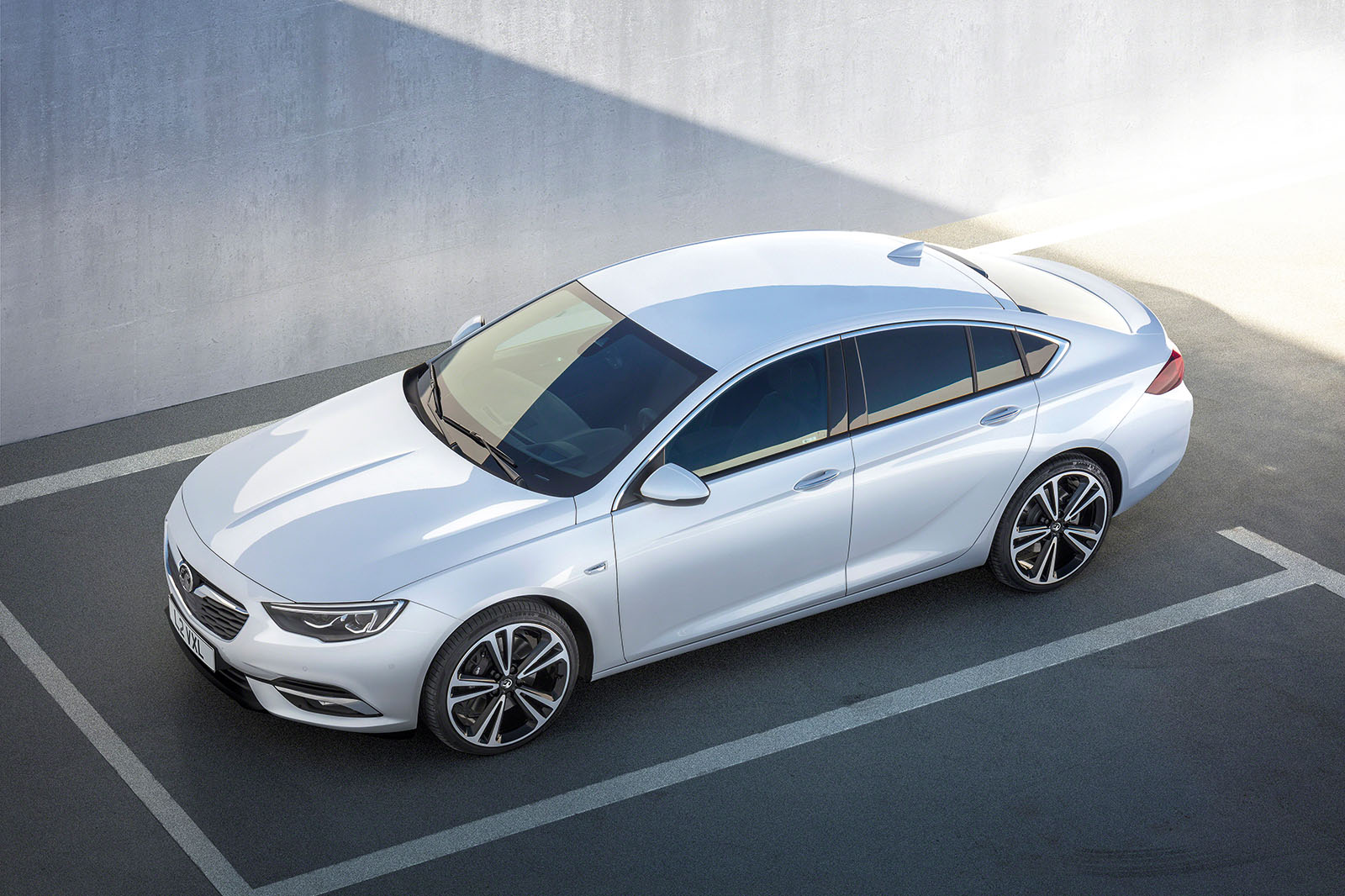 Vauxhall insignia news web2016 1421