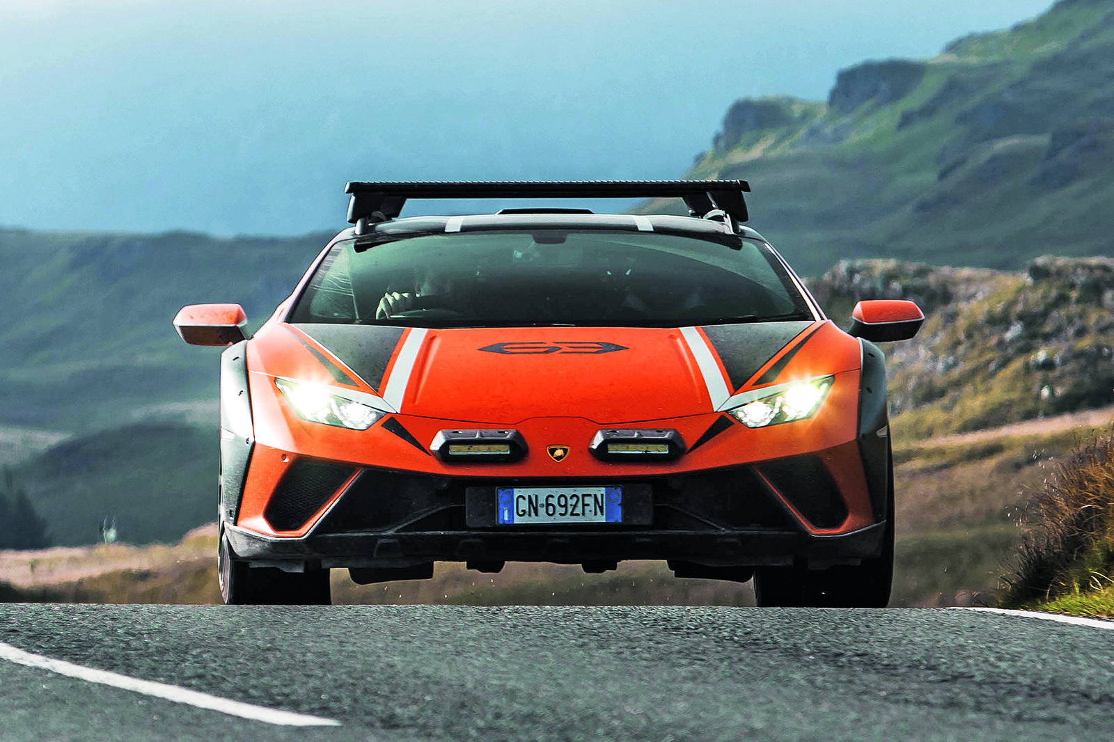 Lamborghini Huracan Sterrato front close up