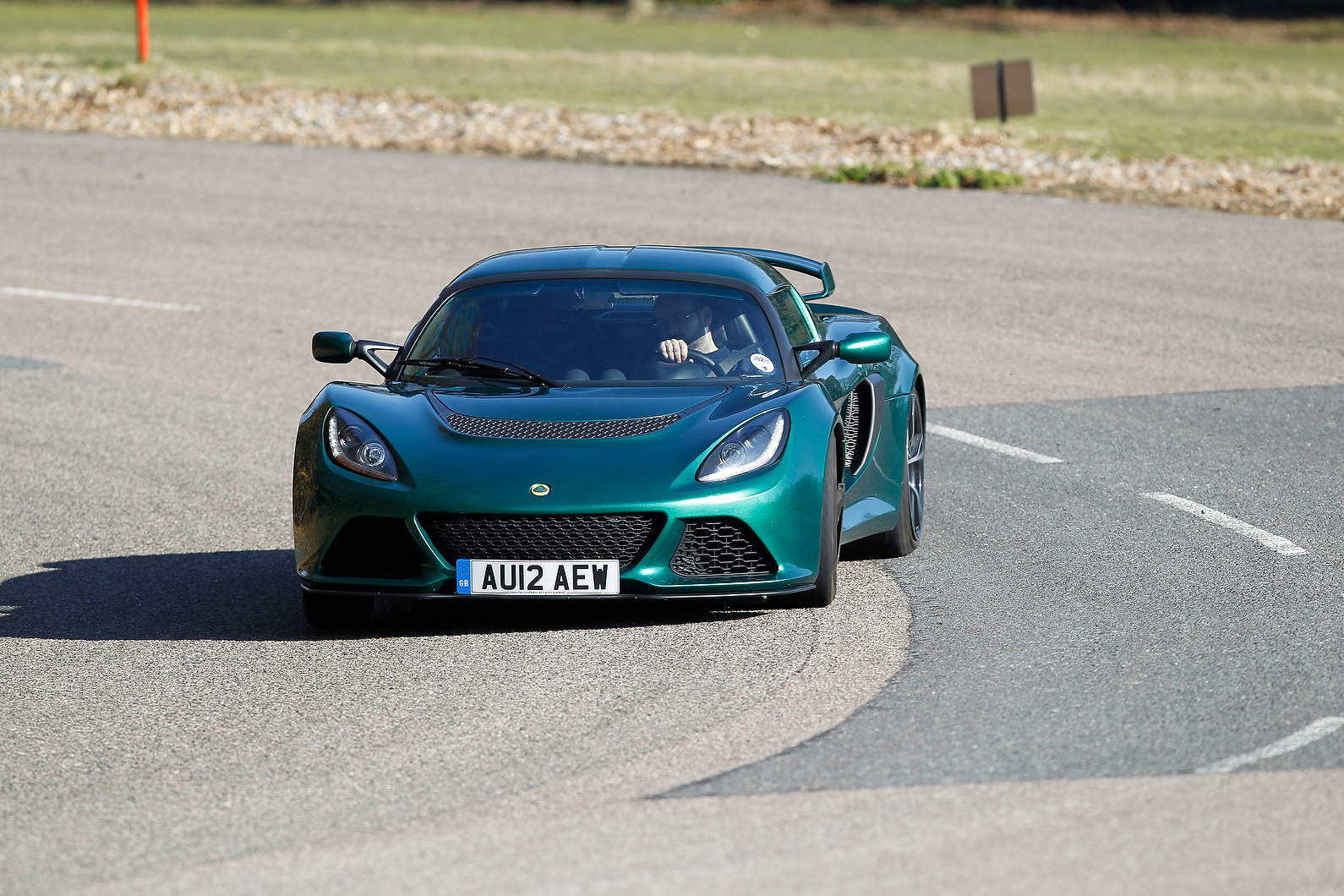 Lotus Exige S cornering