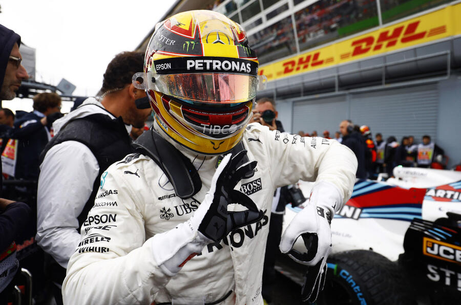 04 Hamilton pole