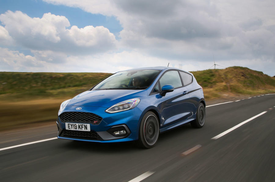 1 Ford fiesta st 2018 rt hero front 0