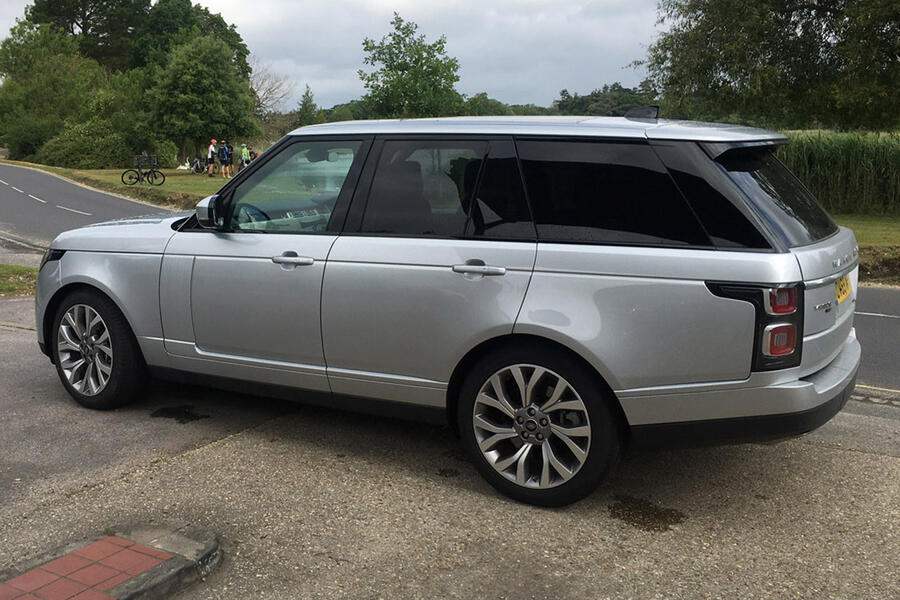 1 Land rover range rover static side