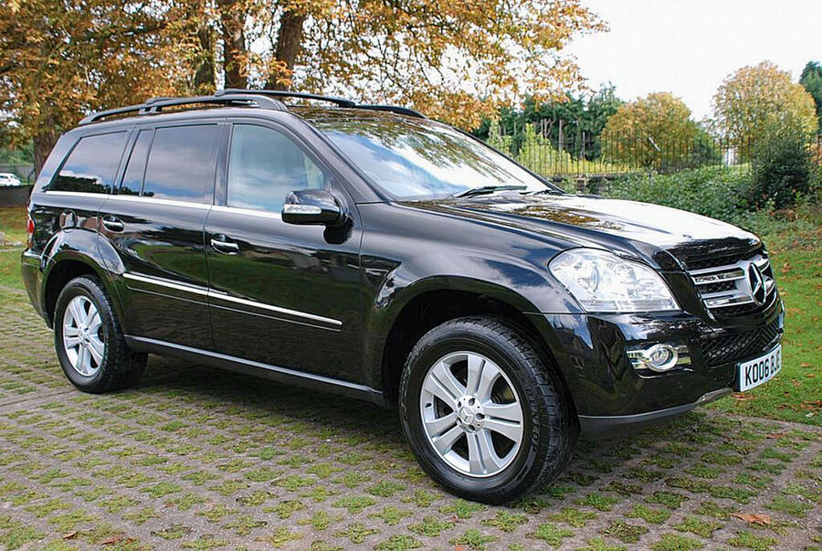 1 Mercedes benz gl500 stationary side