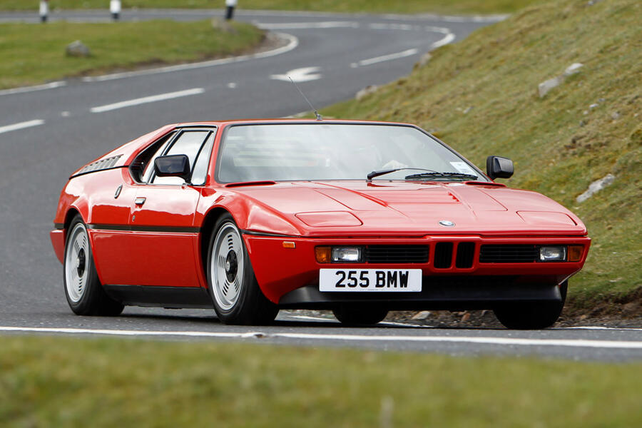 10 Bmw m1 hero front