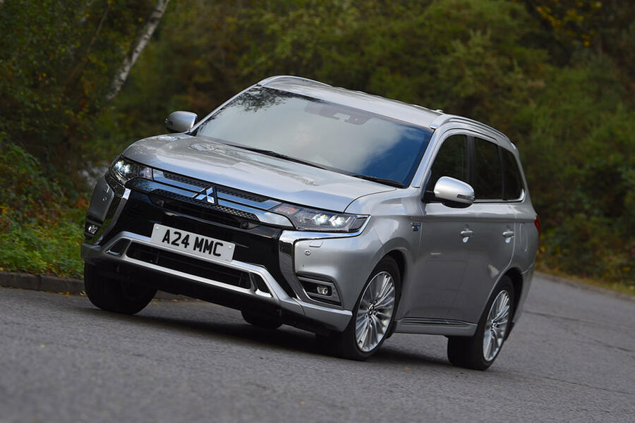 11 Mitsubishi outlander phev