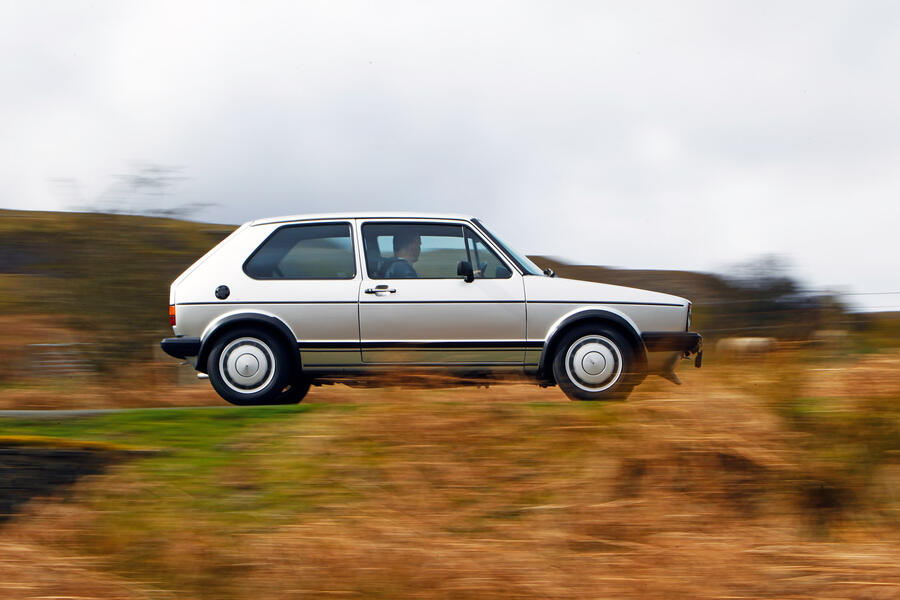 11 Volkswagen golf gti mk1 tracking side