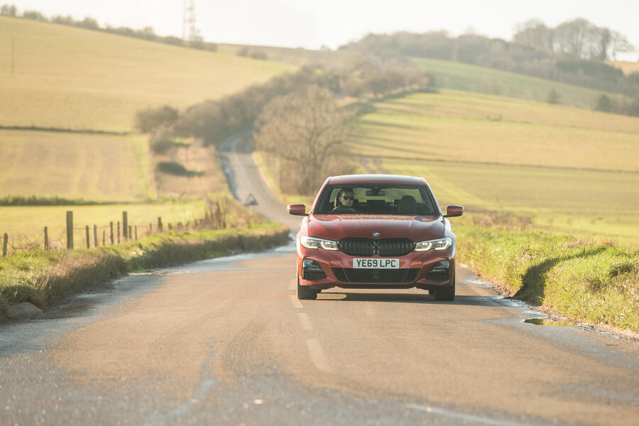 12 Bmw 330e 2020 lt otr nose