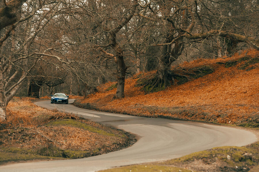 12 Mclaren gt hero rear