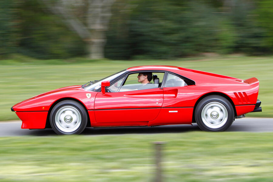13 Ferrari 288 gto hero side