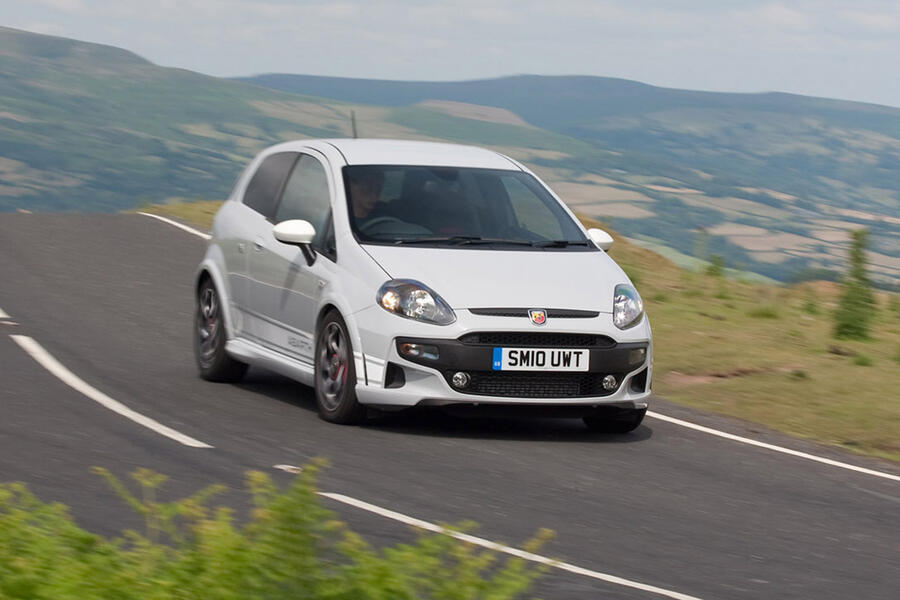 14 Fiat punto evo hero front