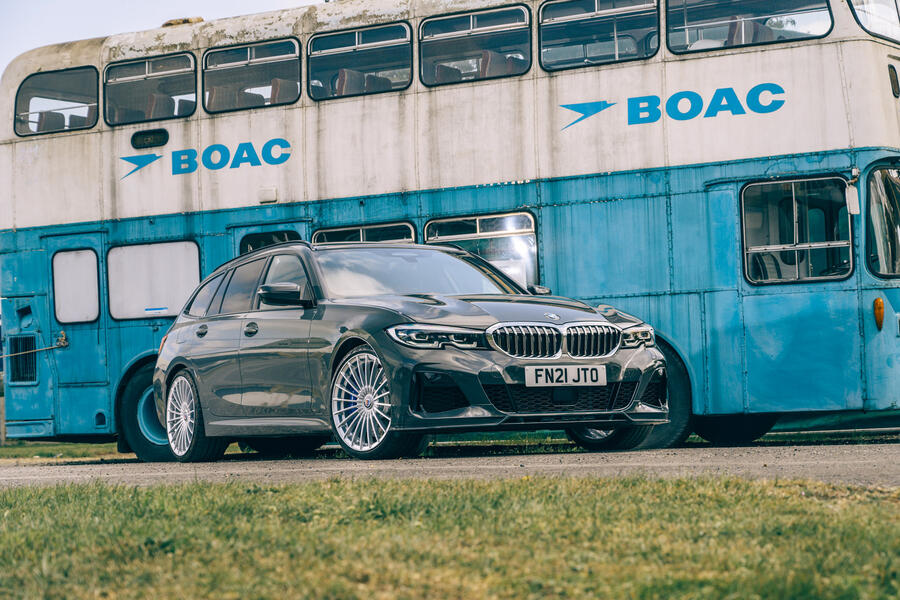 14 Autocar awards 21 7862