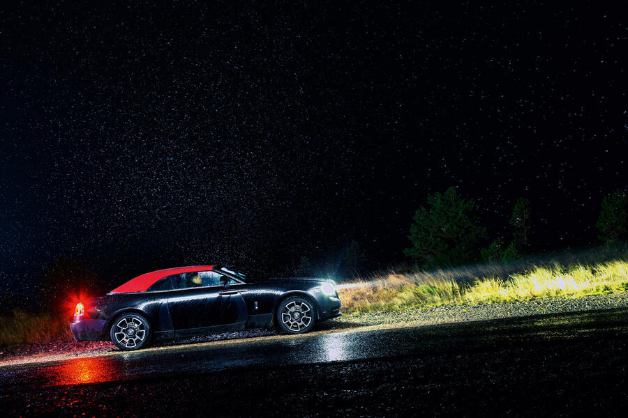 15 Rolls royce dawn 2016 tracking side