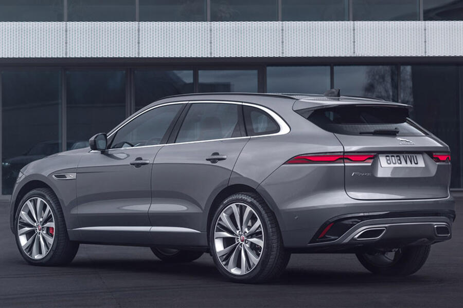 16 Jaguar f pace rear