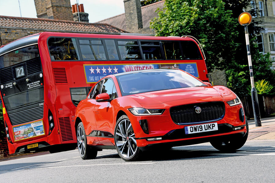 17 Jaguar i pace 2019 lt static bus