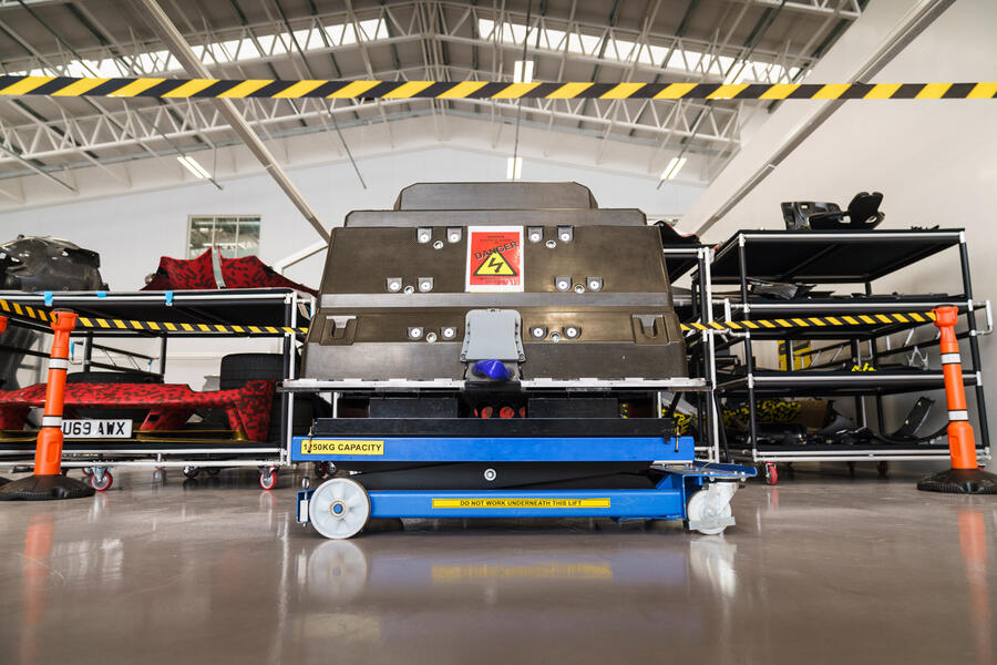 18 Lotus evijacdean smith 102