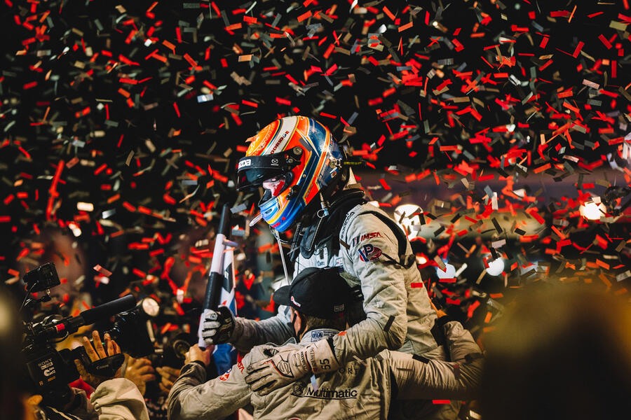 19 201114 Imsa sebring 4851 0