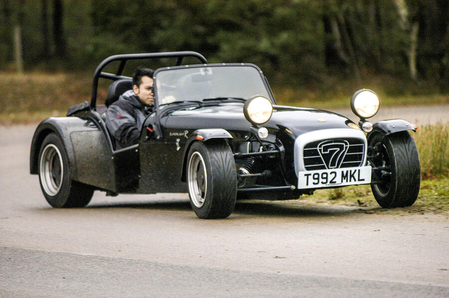 1 Caterham seven tracking side