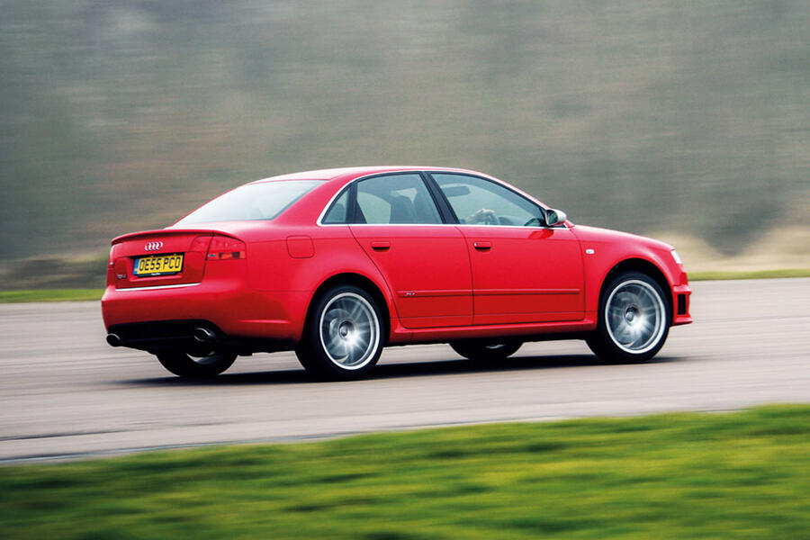 2 Audi rs4 hero rear