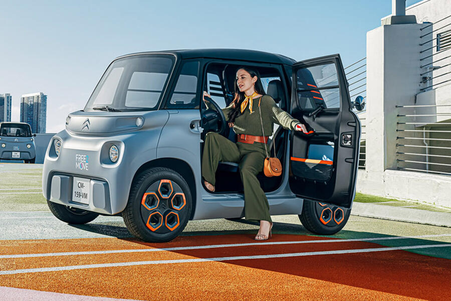 2 Citroen ami static front