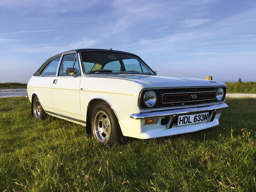 2 Morris marina static front