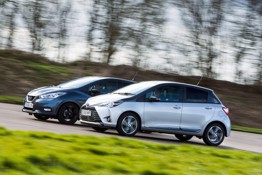 20 Toyota yaris hero side