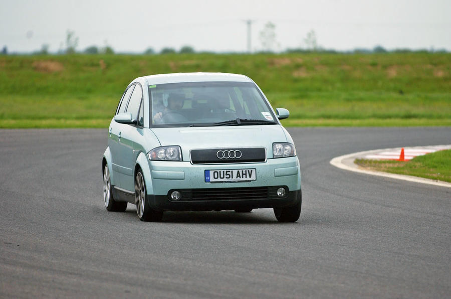 28 Audi a2 ubg 1