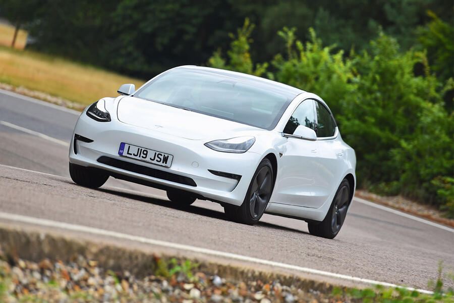 30 Tesla model 3 2019 tracking front