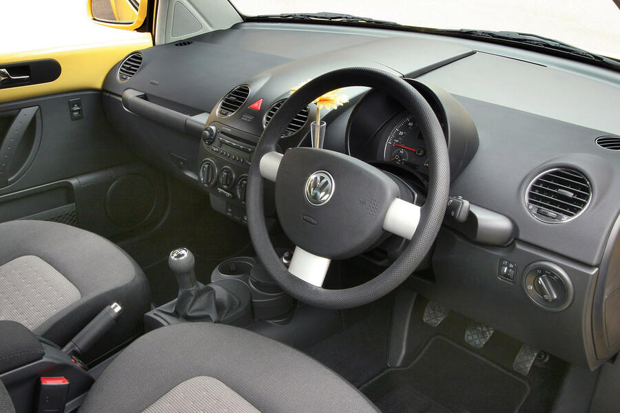 31 Volkswagen beetle interior