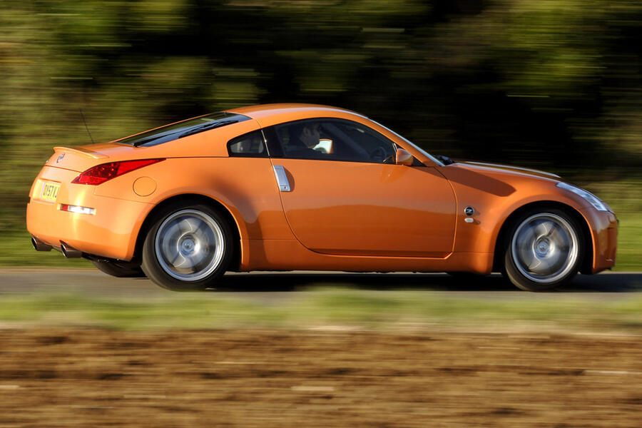 40 Nissan 350z