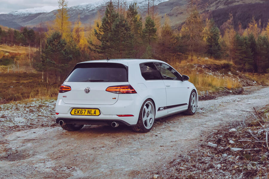 41 Mountune golf gti 2020 static rear