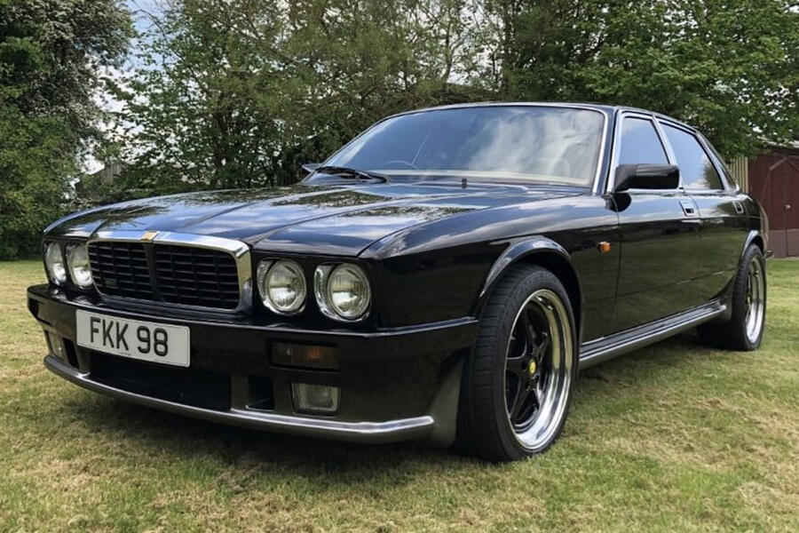 5 Jaguar xj40 lister front