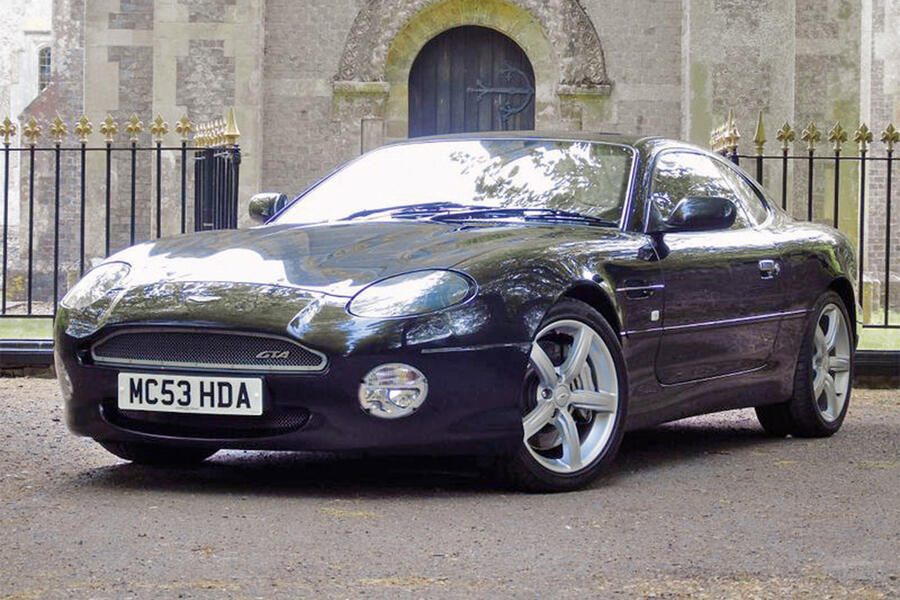 7 Aston martin db7 gta front