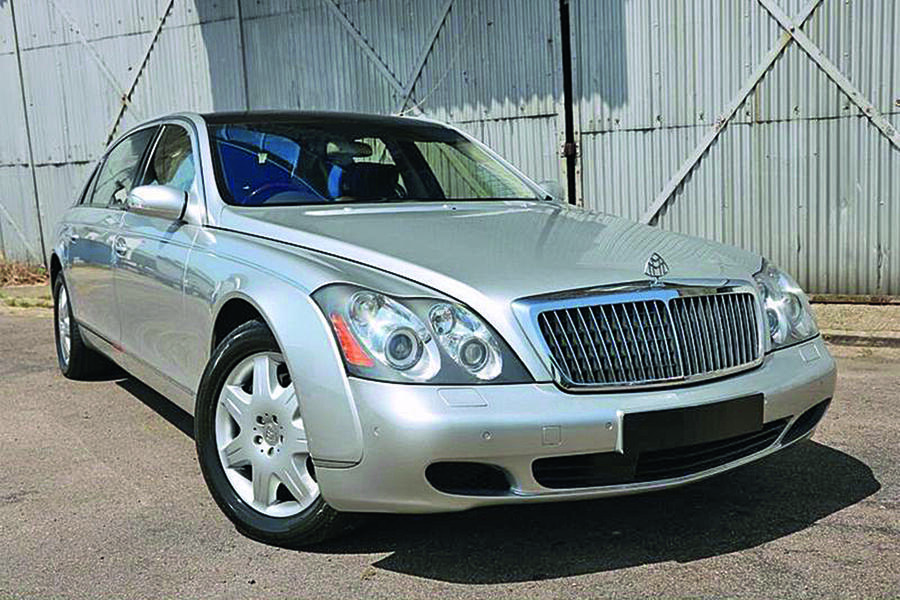 7 Maybach 62 front